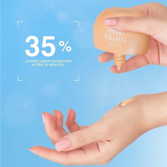 Brilliant Skin Tinted Sunscreen with Orgasol® Caresse - Picture 4 of 12